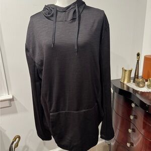 Black Hoodie Sweatshirt with Long Sleeves and Soft Fabric